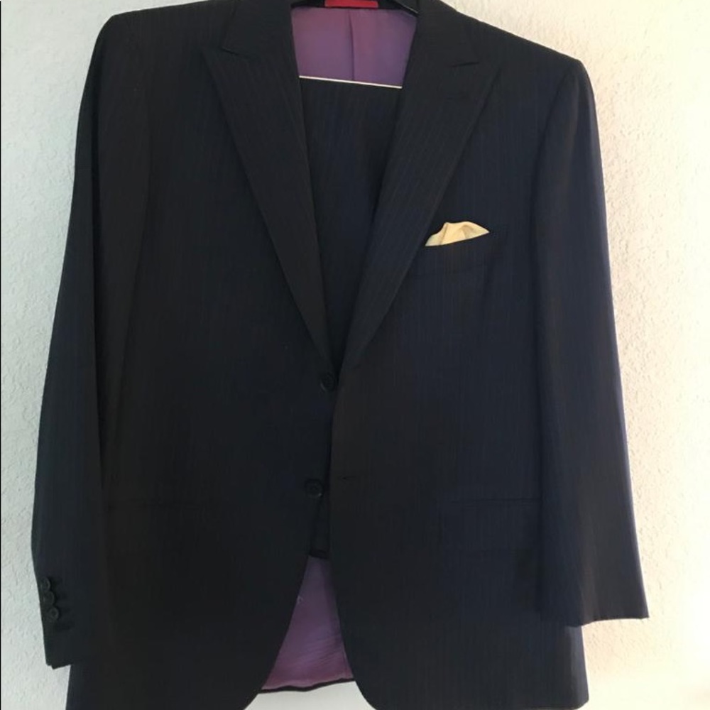 Suit